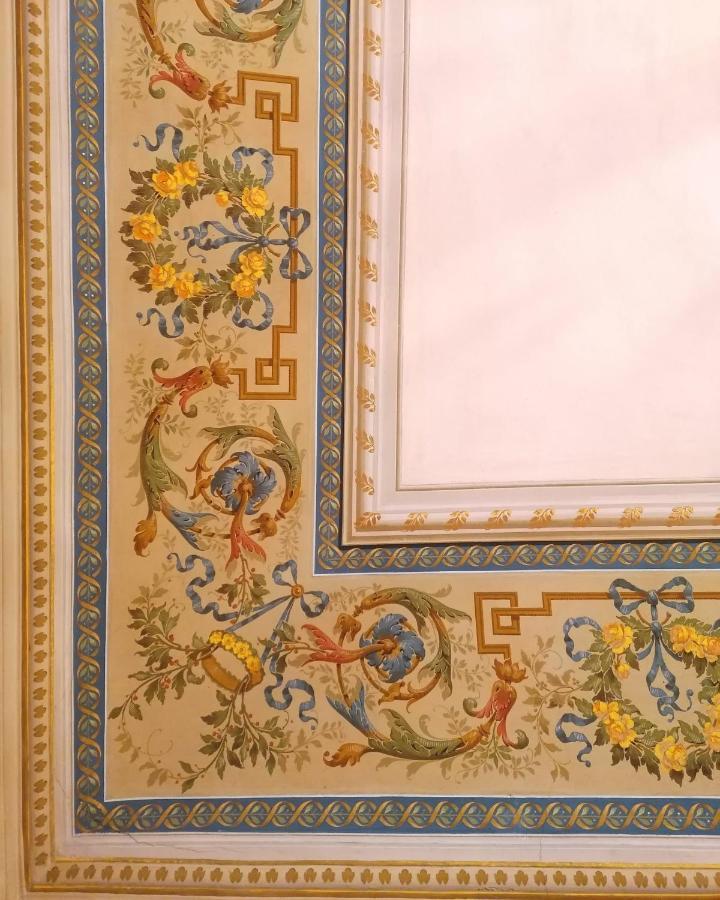 Palazzo Sismonda Bed & Breakfast Corneliano d'Alba Dış mekan fotoğraf