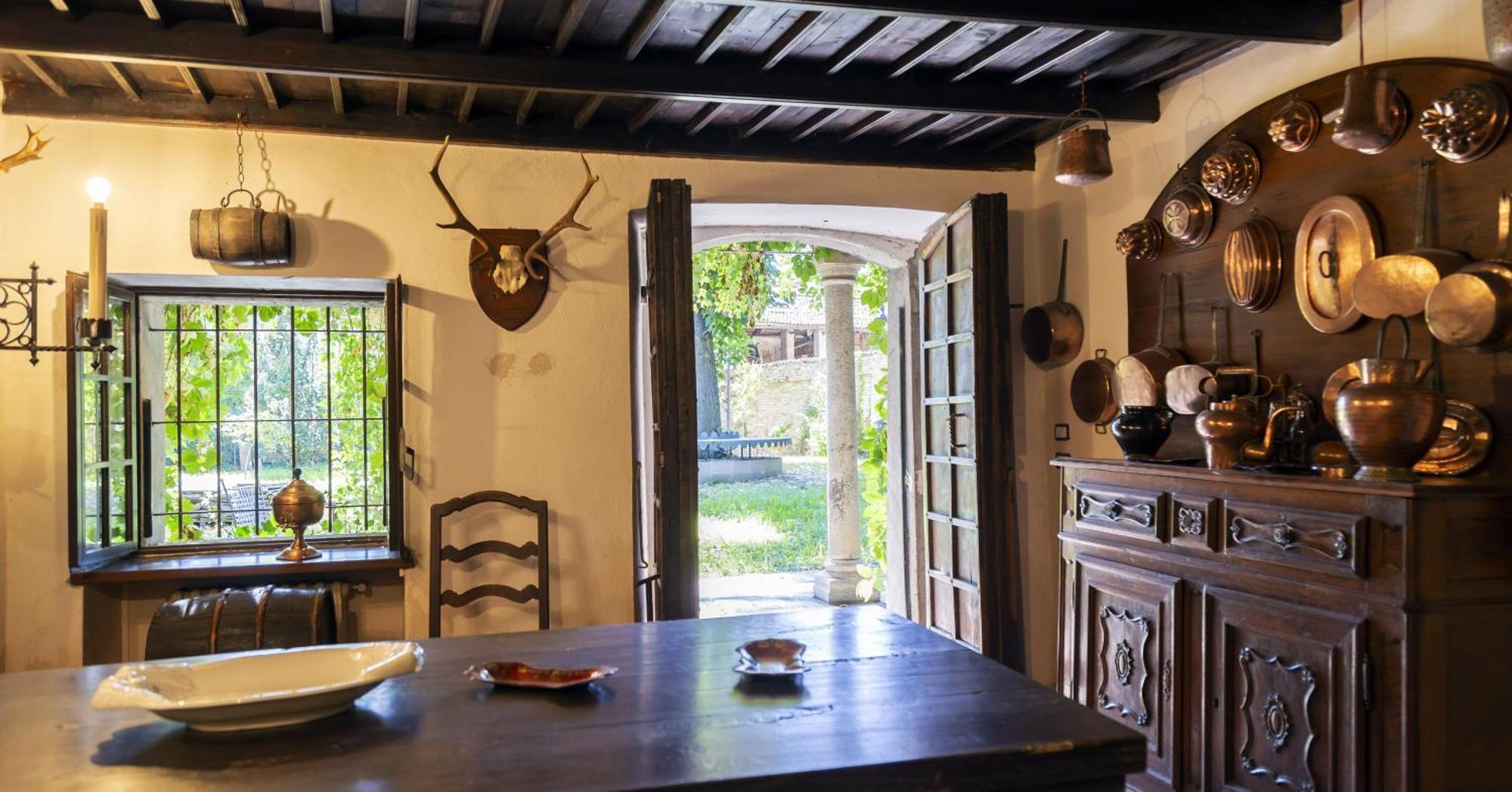 Palazzo Sismonda Bed & Breakfast Corneliano d'Alba Dış mekan fotoğraf