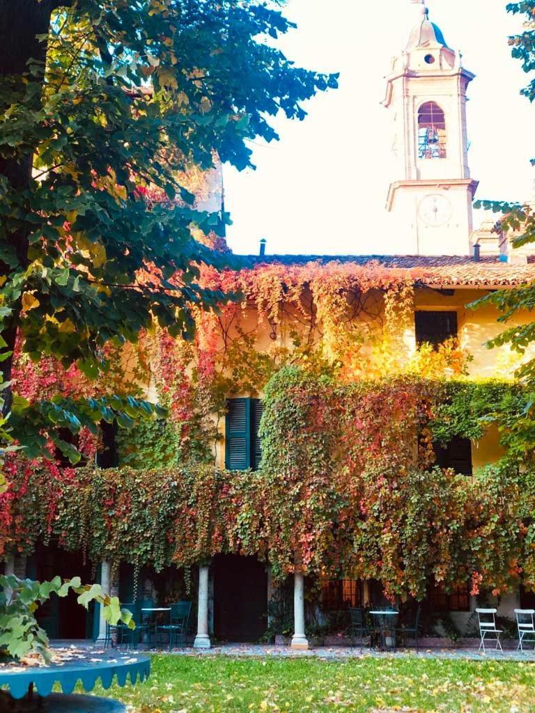 Palazzo Sismonda Bed & Breakfast Corneliano d'Alba Dış mekan fotoğraf