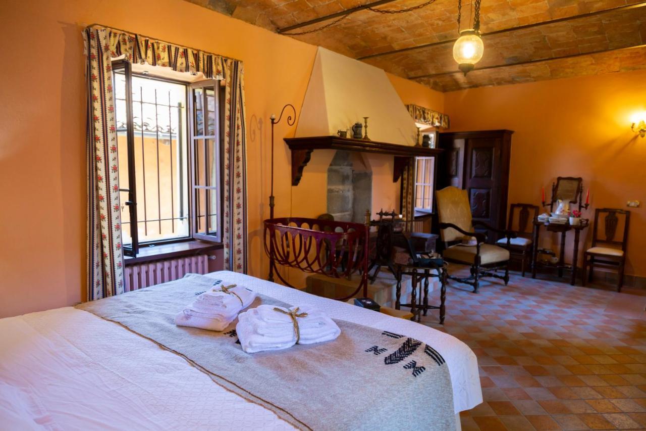 Palazzo Sismonda Bed & Breakfast Corneliano d'Alba Dış mekan fotoğraf