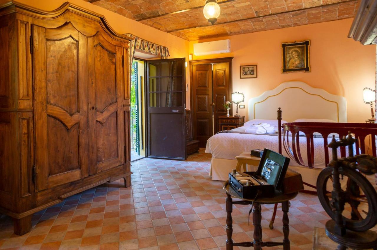 Palazzo Sismonda Bed & Breakfast Corneliano d'Alba Dış mekan fotoğraf