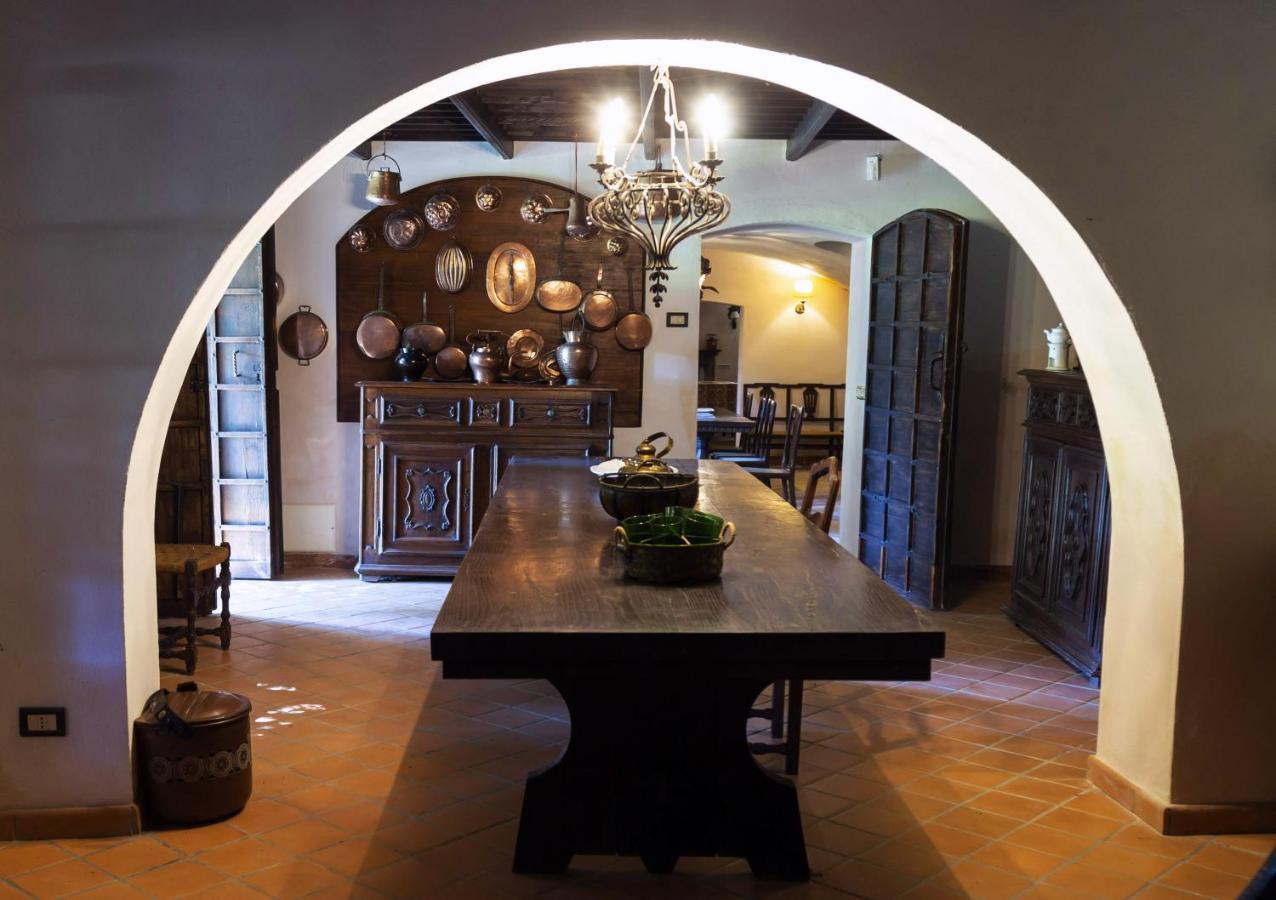 Palazzo Sismonda Bed & Breakfast Corneliano d'Alba Dış mekan fotoğraf